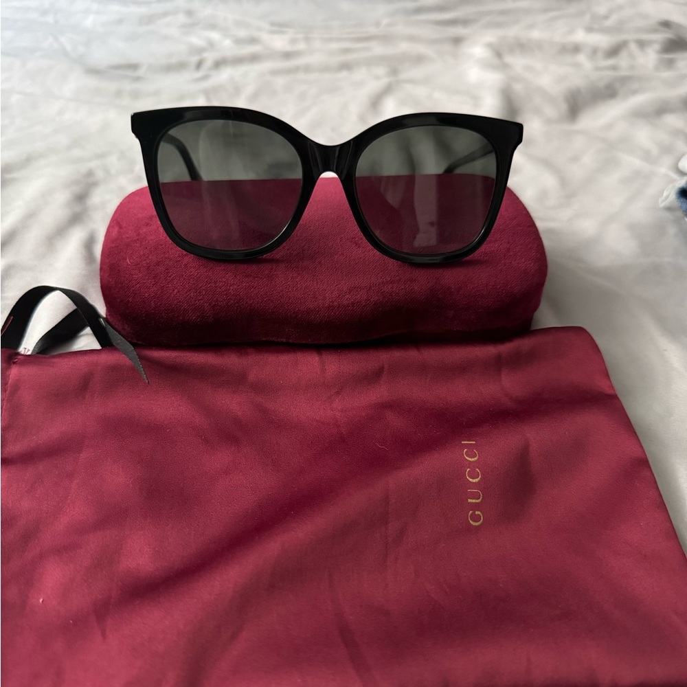 Black Gucci sunglasses